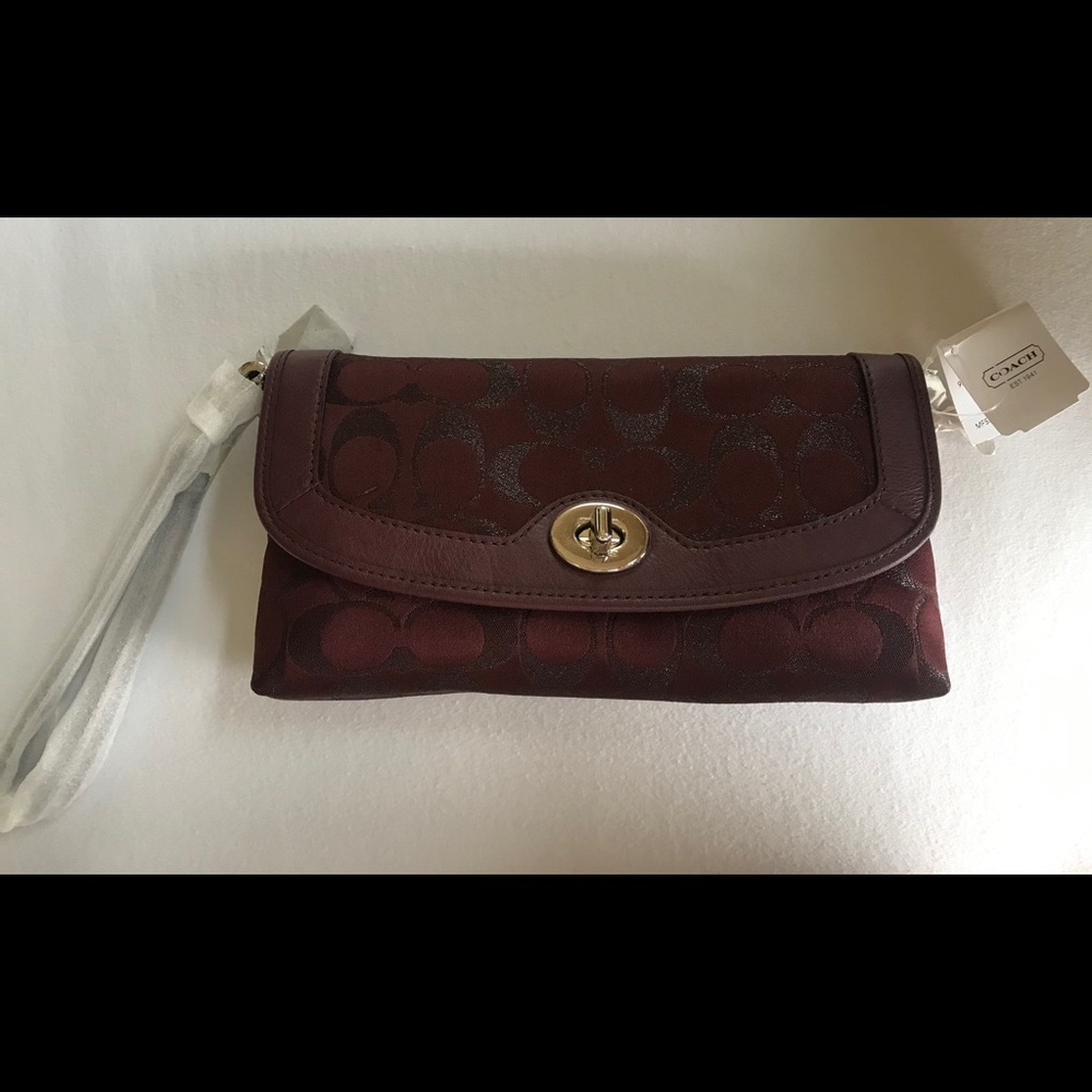 NWT Coach Maroon Large Wristlet